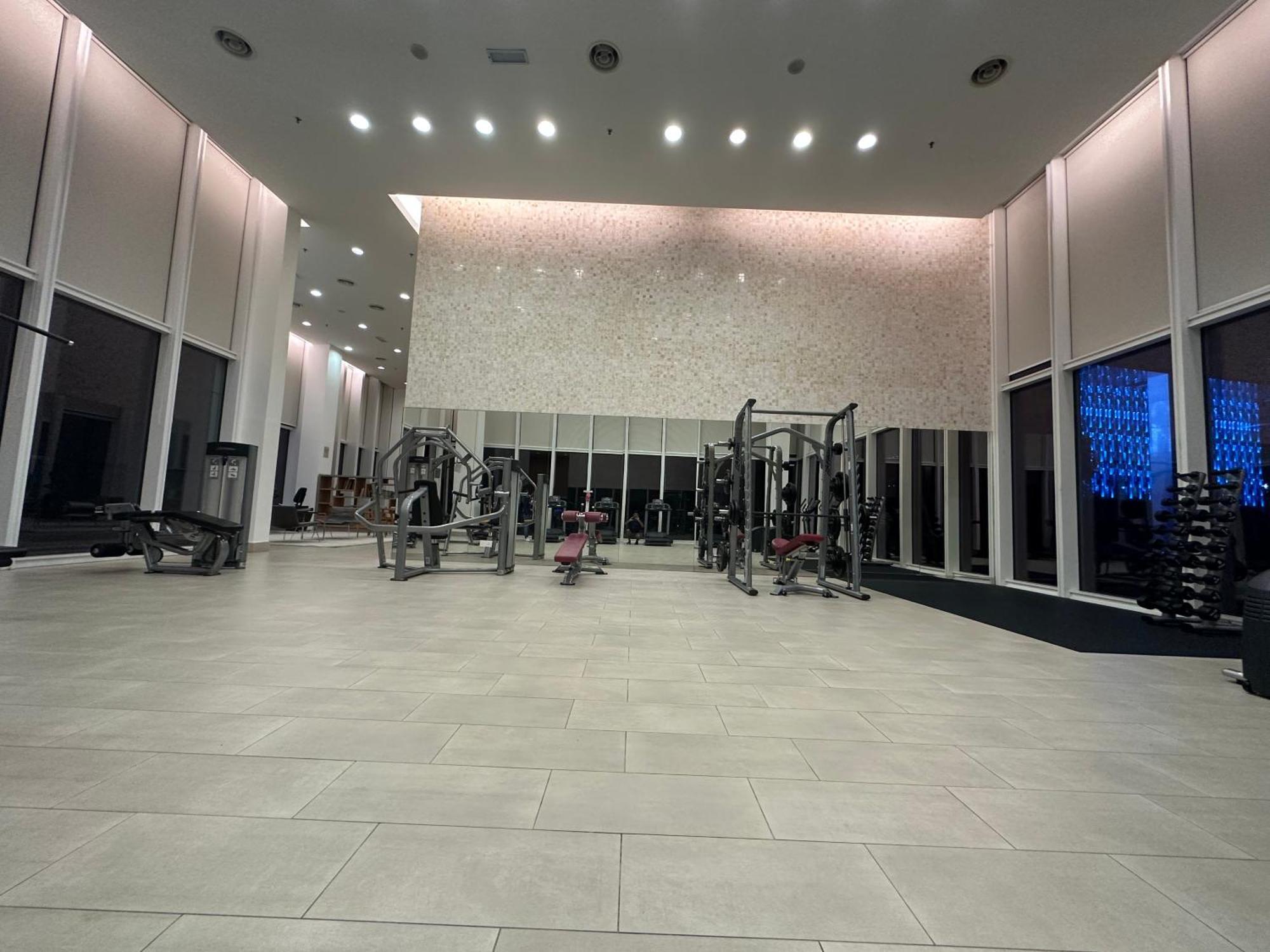 The Platinum Kuala Lumpur By Crown Suites Ngoại thất bức ảnh