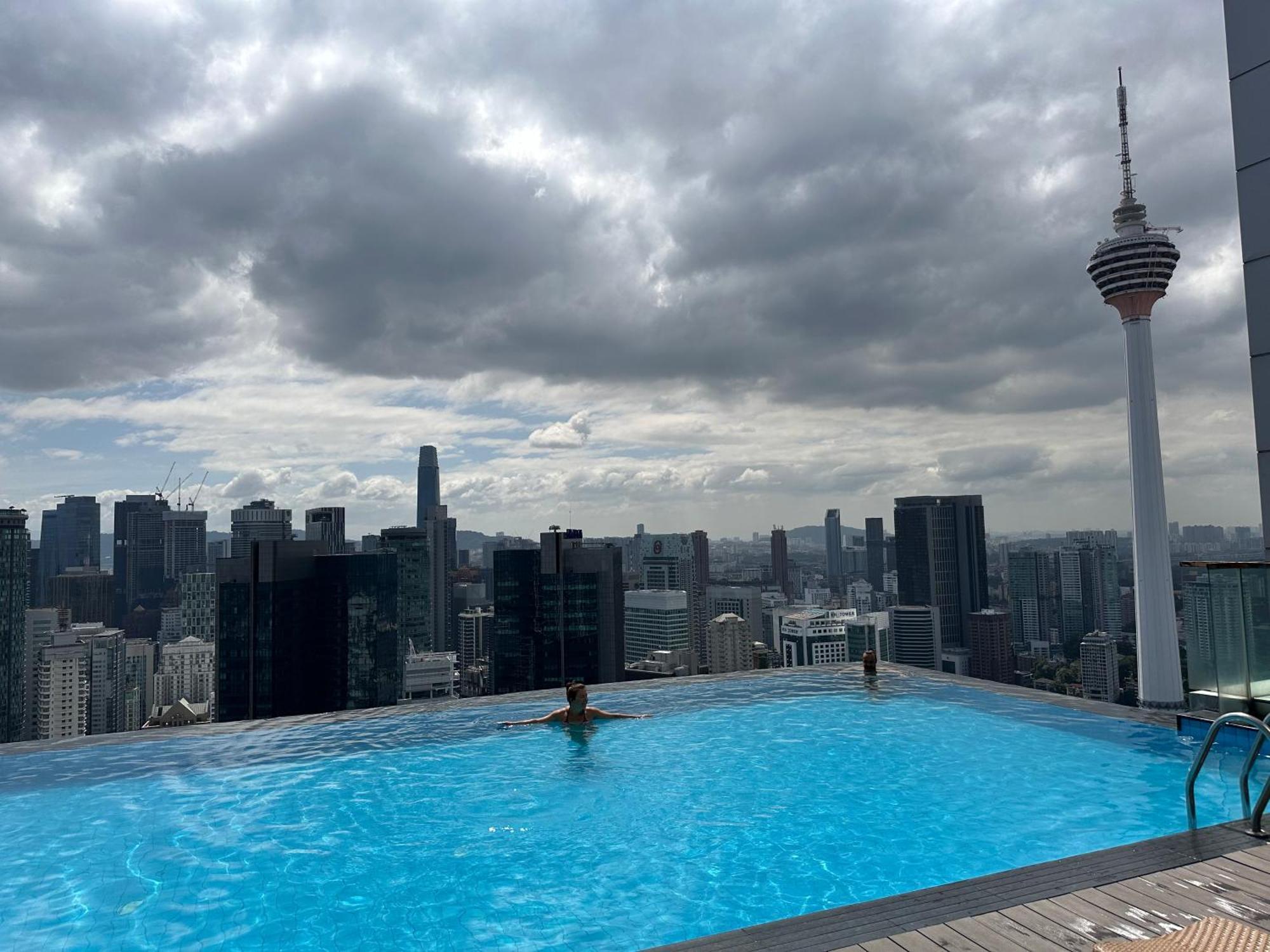 The Platinum Kuala Lumpur By Crown Suites Ngoại thất bức ảnh